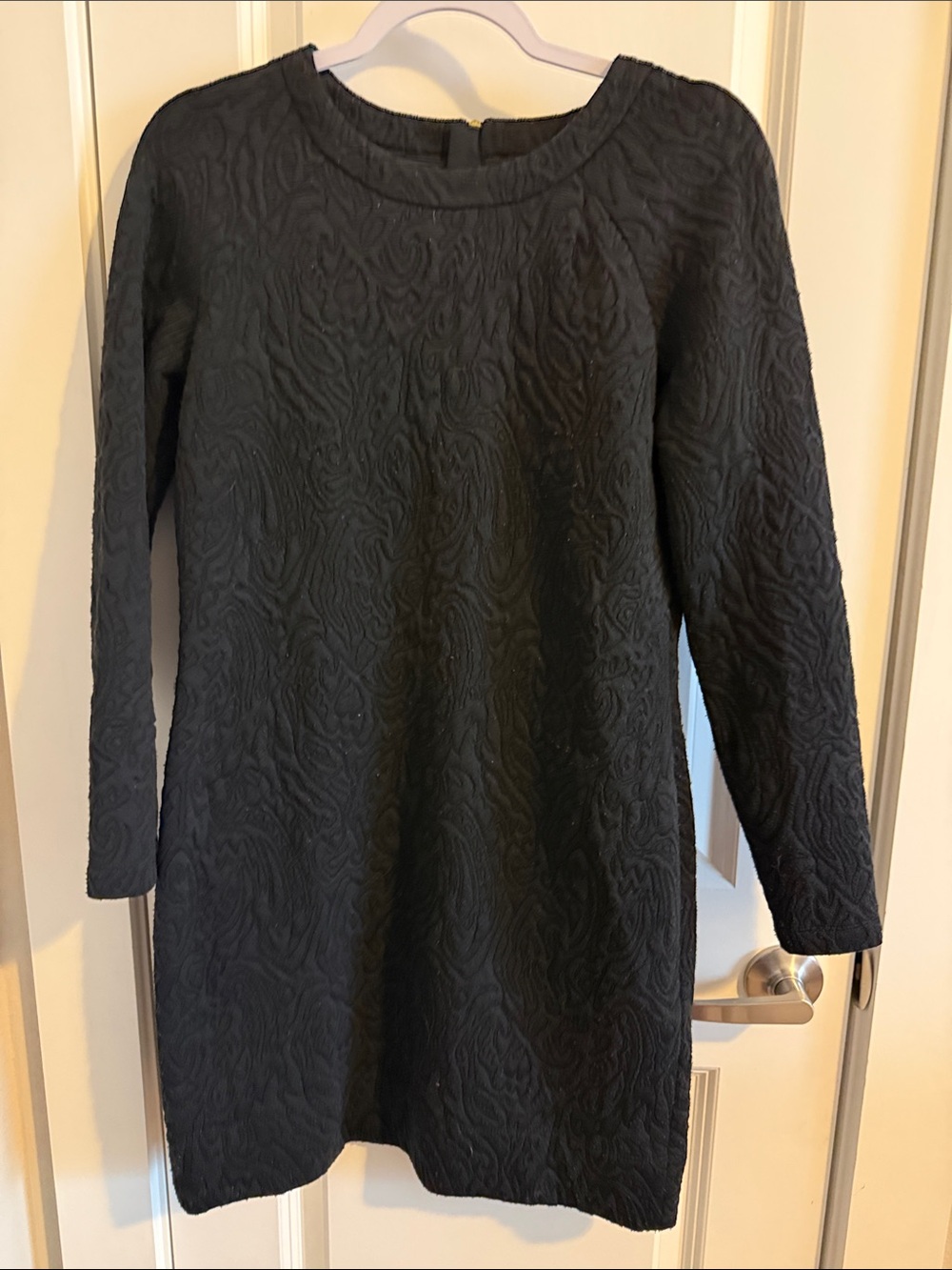 Banana Republic Black Textured Long-Sleeve Shift Dress